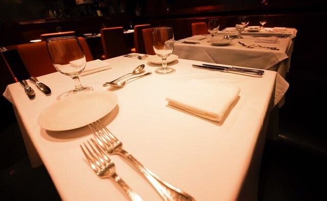 PAK21_bistroQtableset_TP_V4.jpg